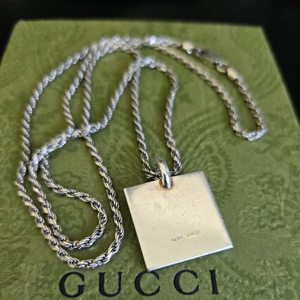 Gucci Silver Pendant Necklace 20” - Picture 6 of 6